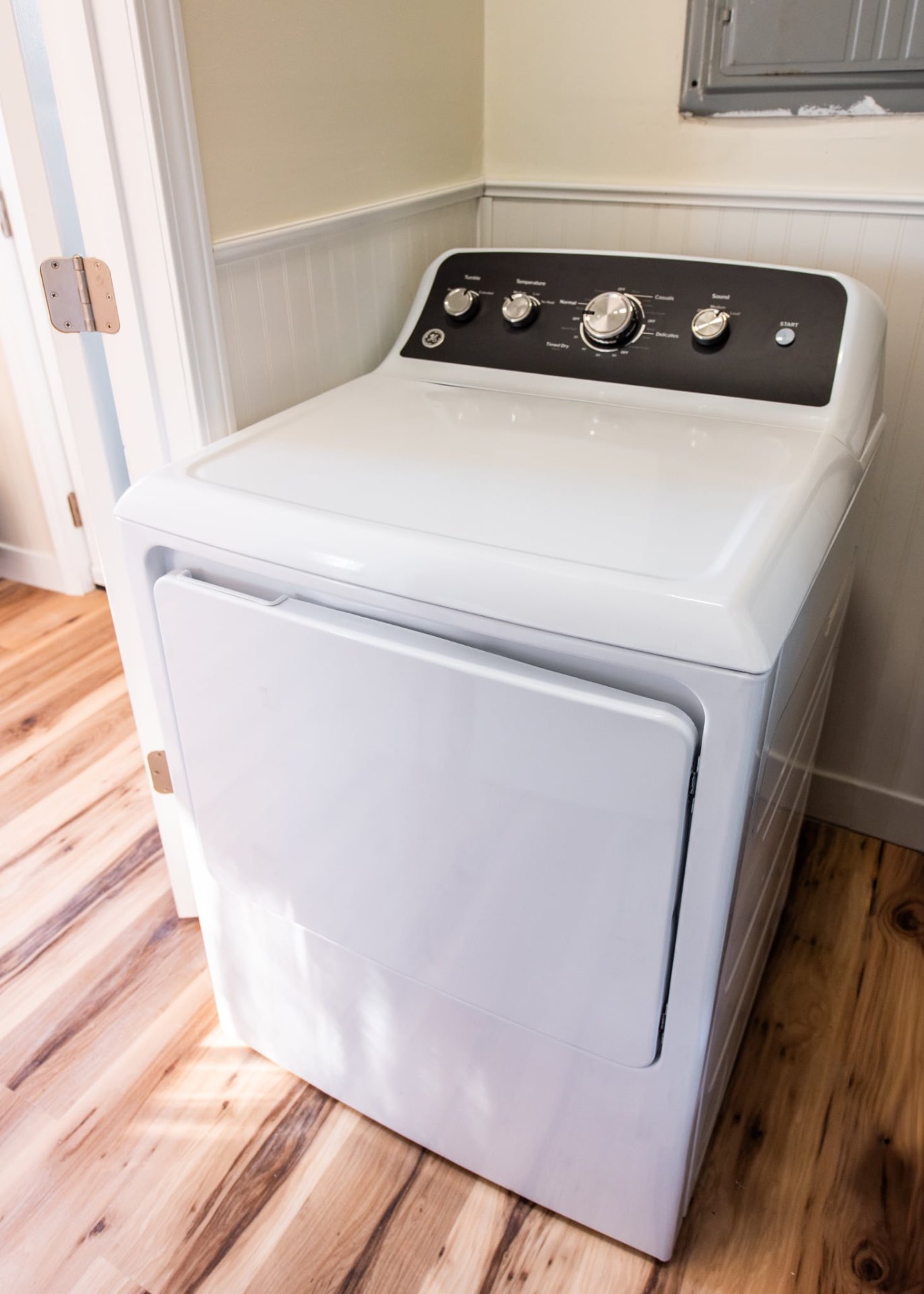 Full-size laundry appliance in the home